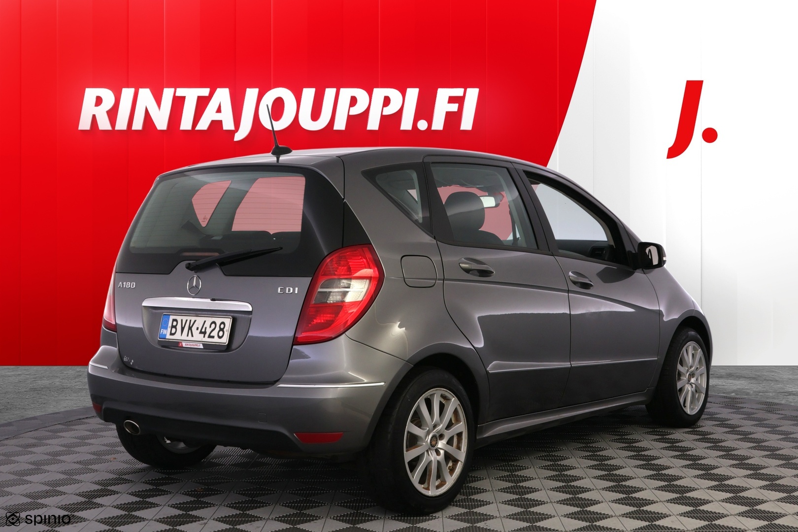 MERCEDES-BENZ A 2010