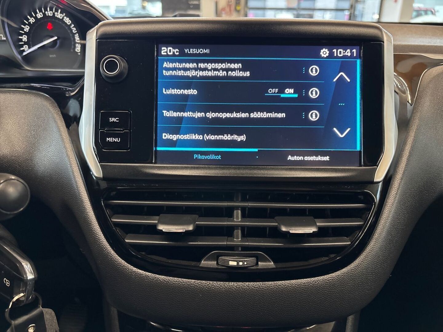 PEUGEOT 208 2019