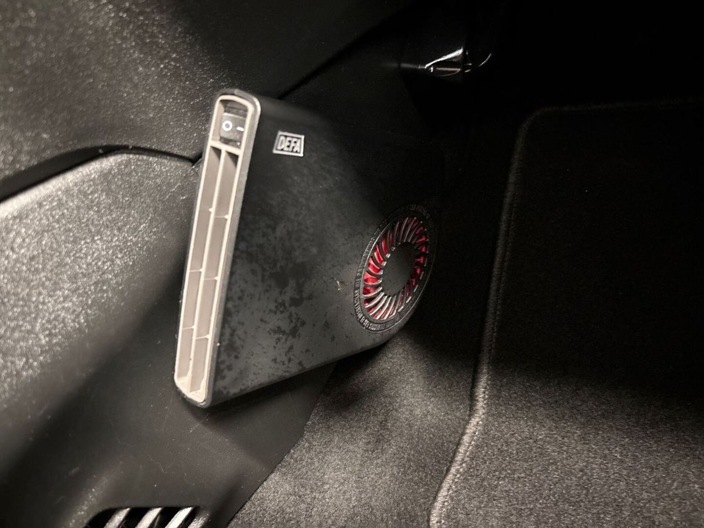 PEUGEOT 208 2019
