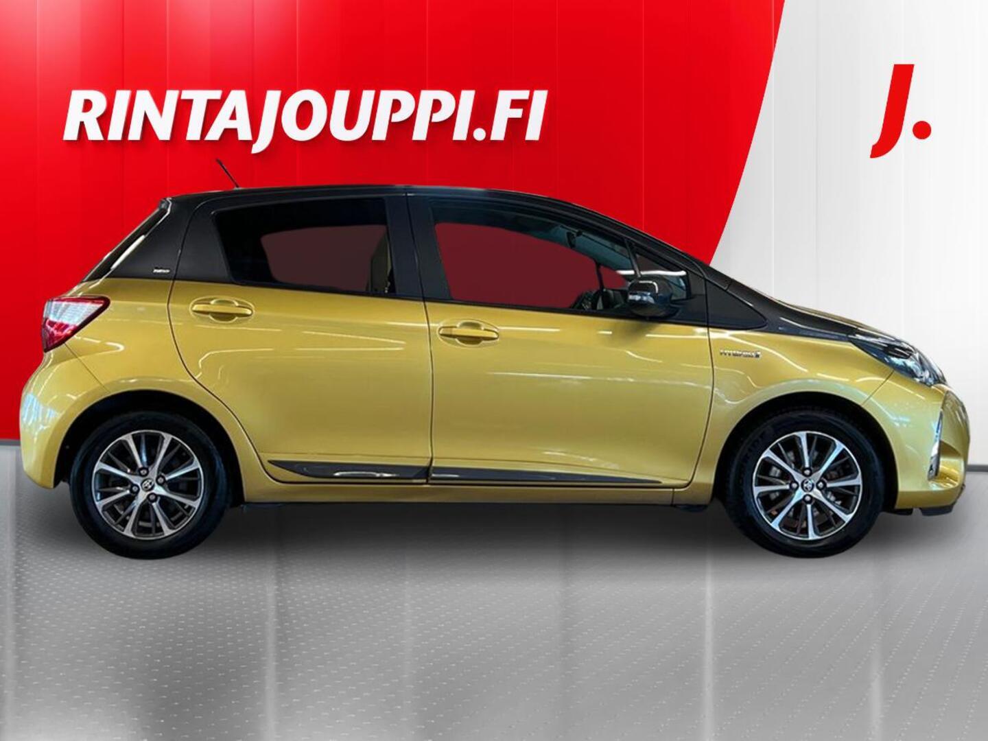 TOYOTA Yaris 2019