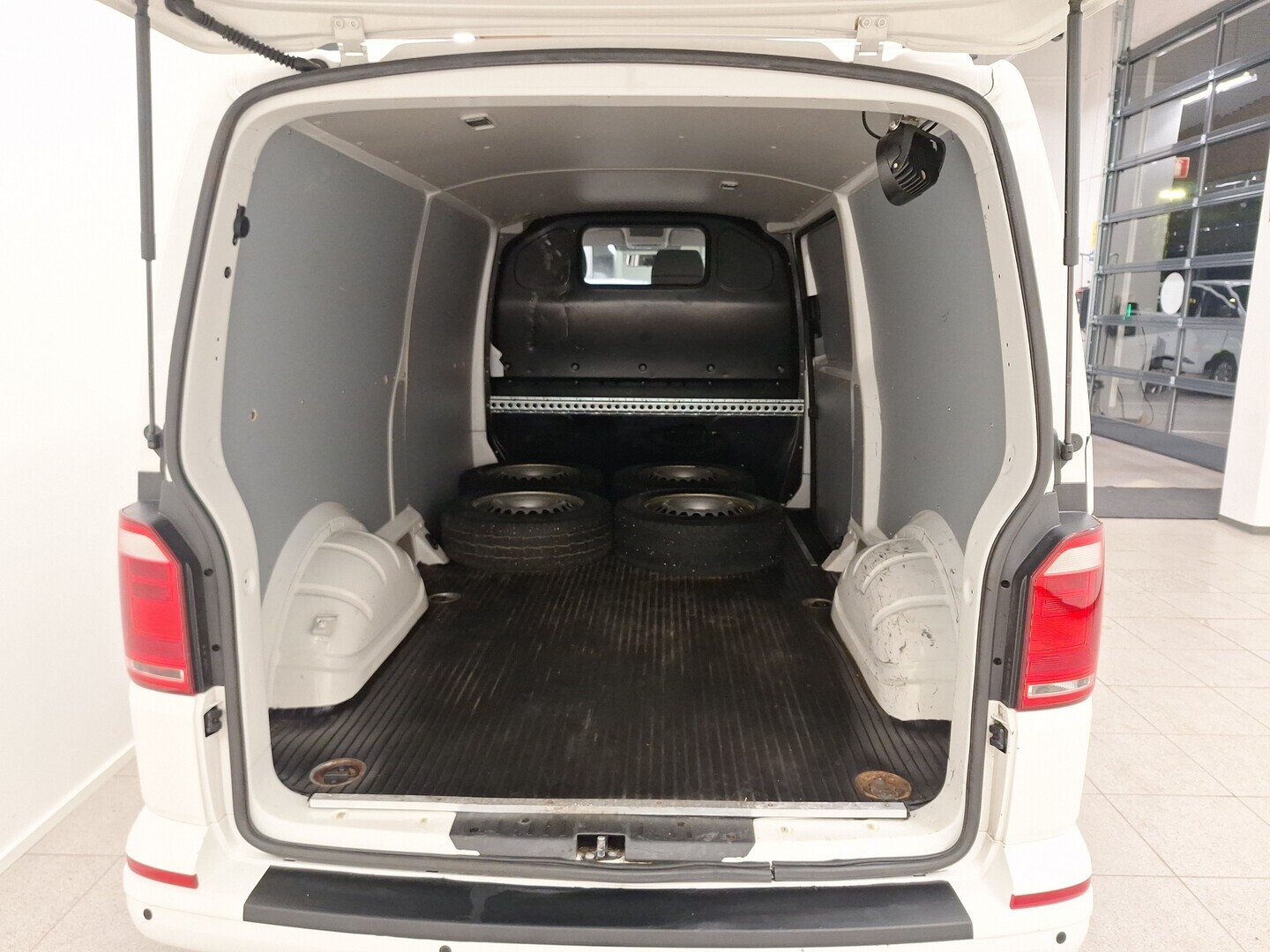 VOLKSWAGEN Transporter 2019