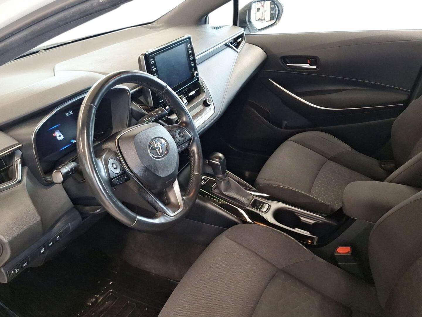 TOYOTA Corolla 2019