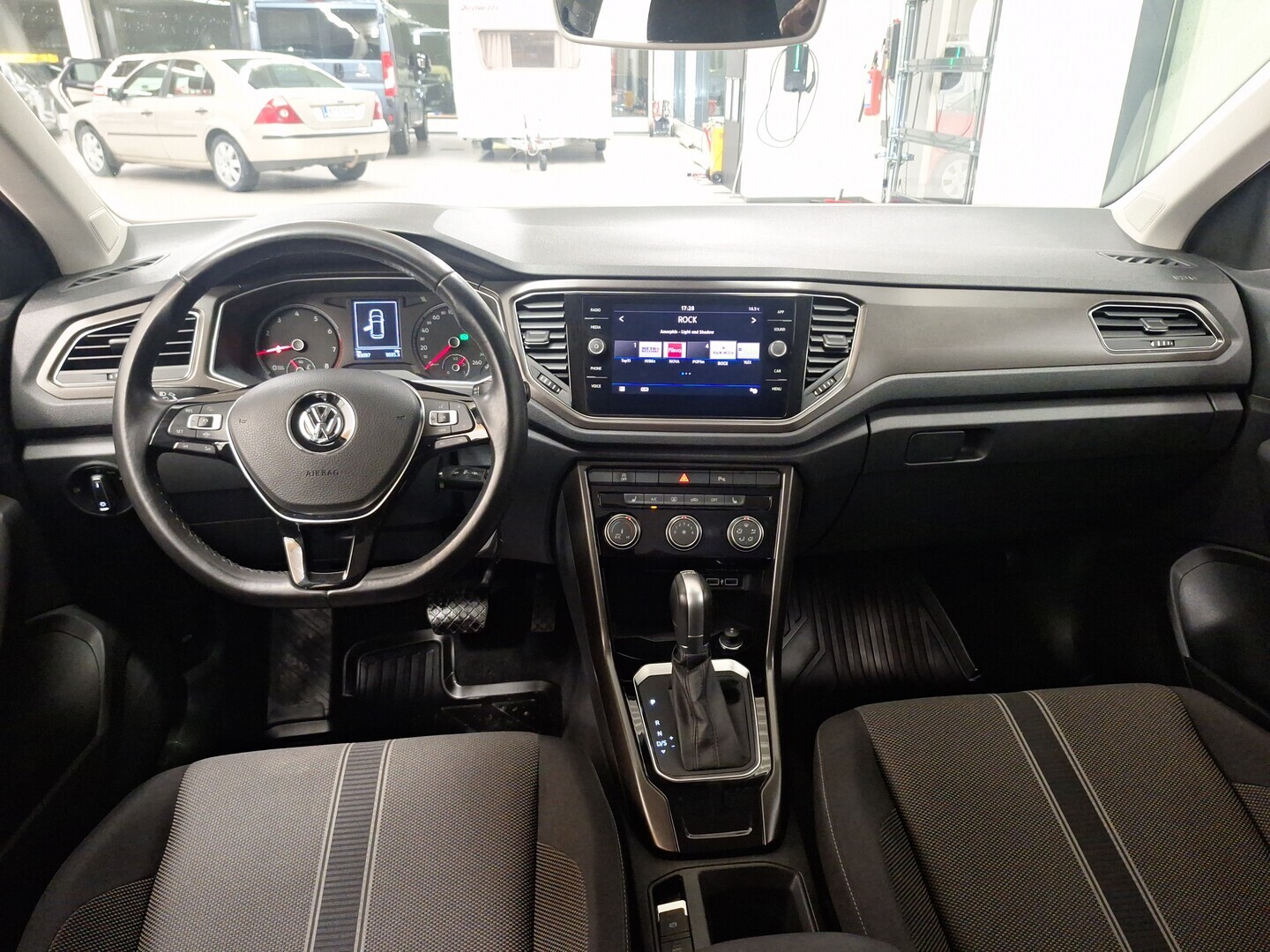 VOLKSWAGEN T-Roc 2019