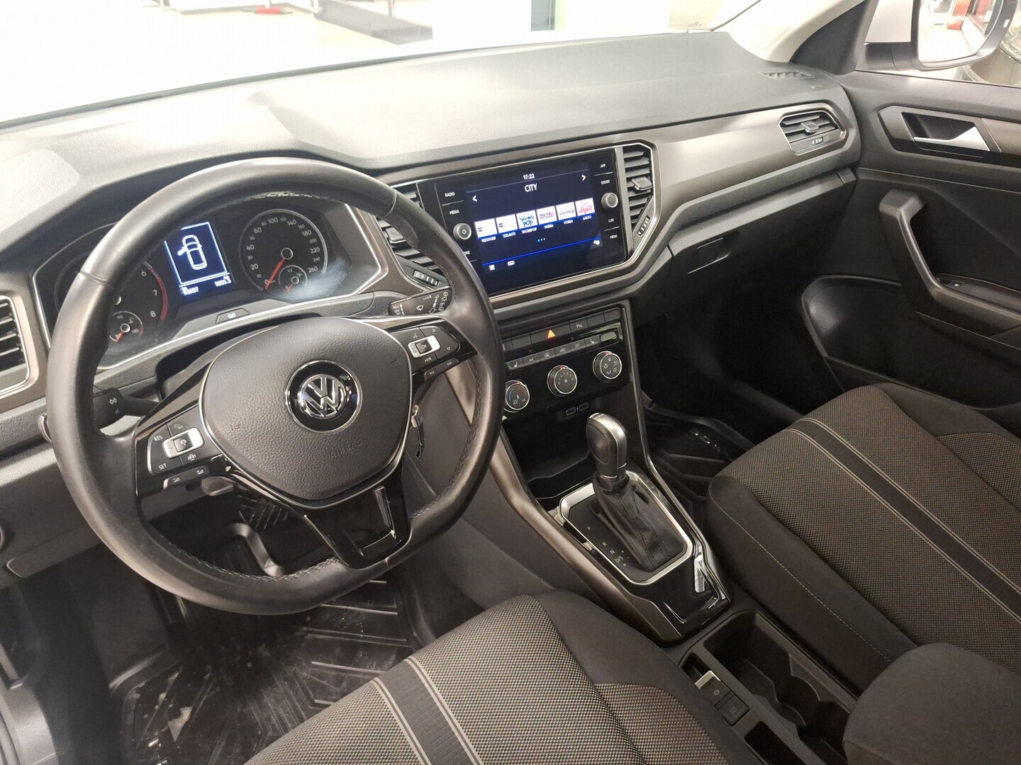 VOLKSWAGEN T-Roc 2019