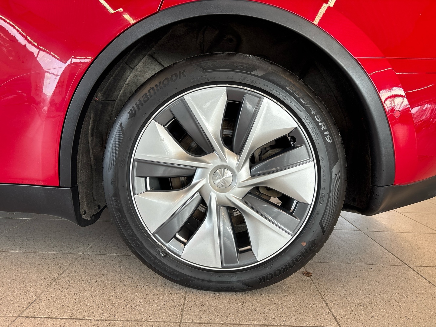 TESLA Model Y 2022
