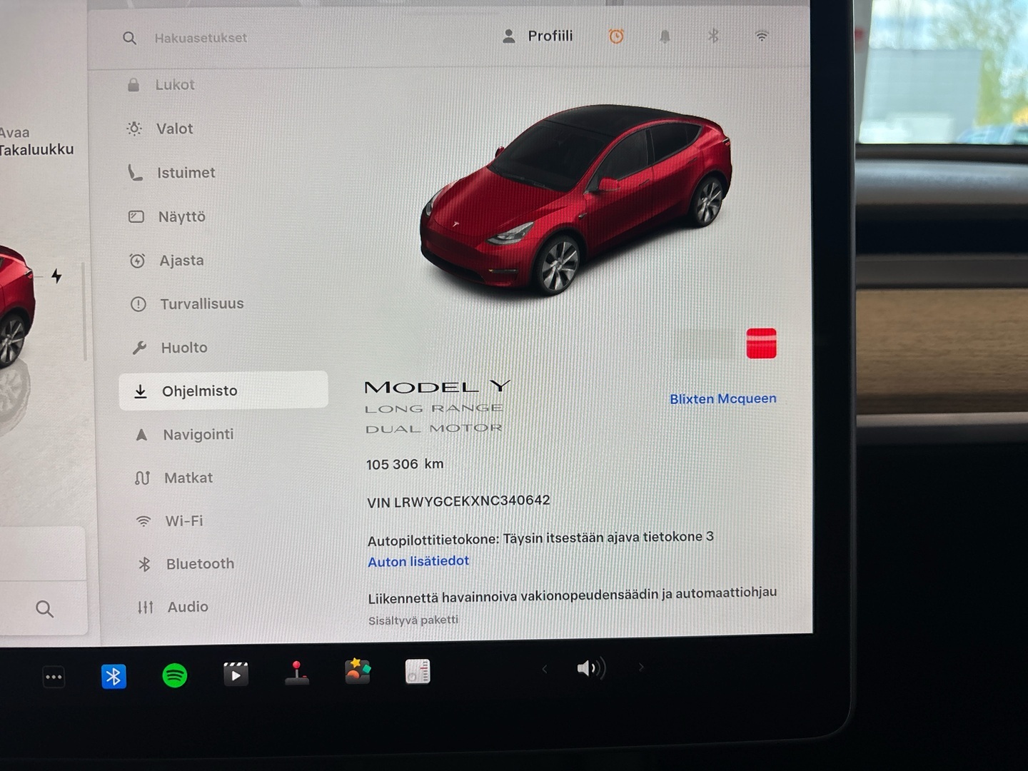 TESLA Model Y 2022