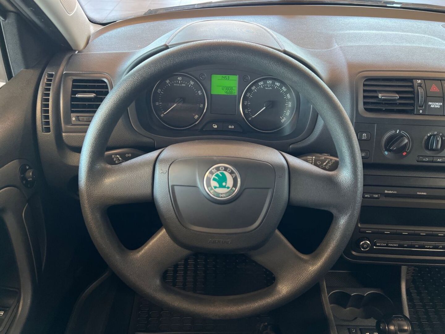 SKODA Fabia 2012
