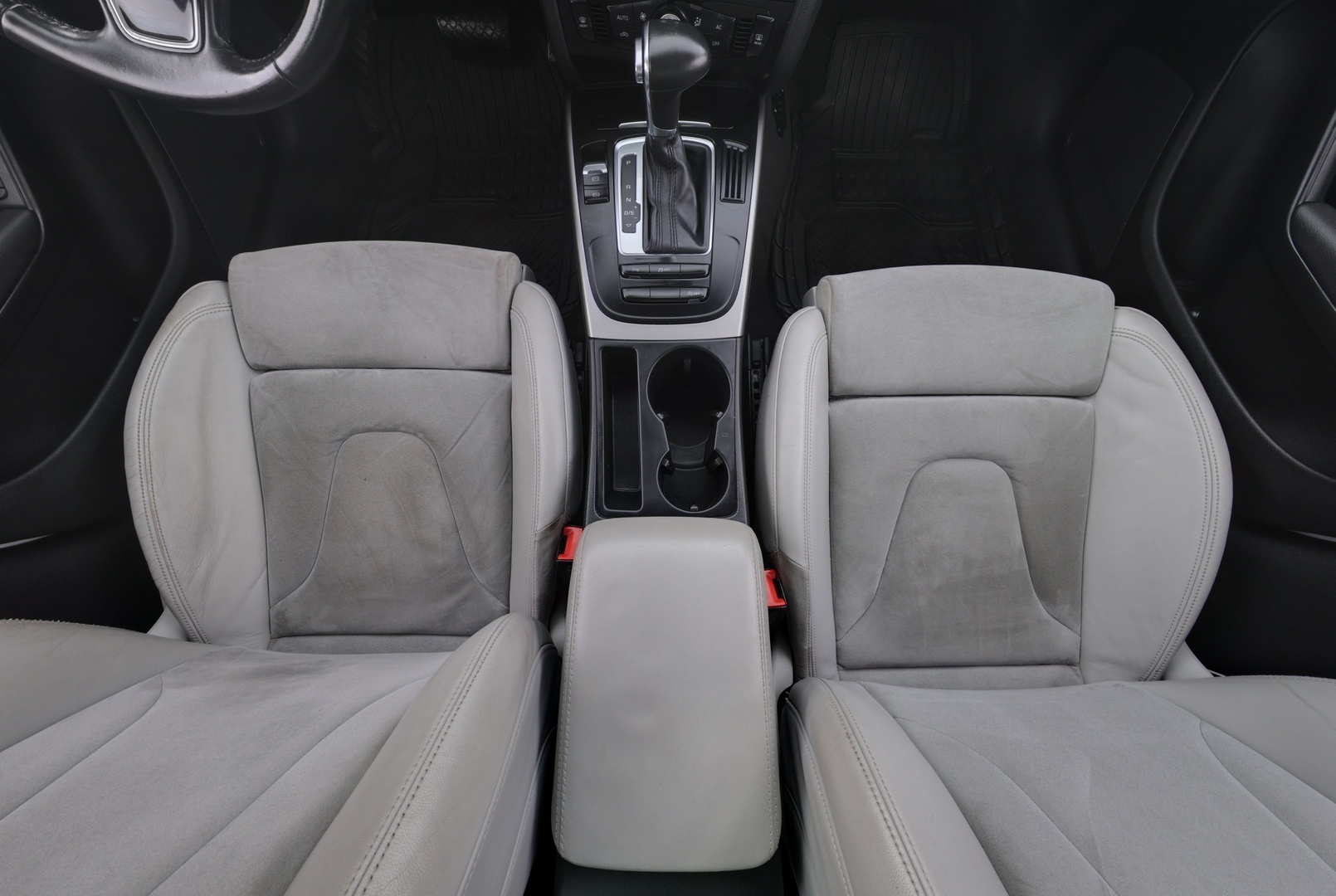 AUDI A4 allroad quattro 2012