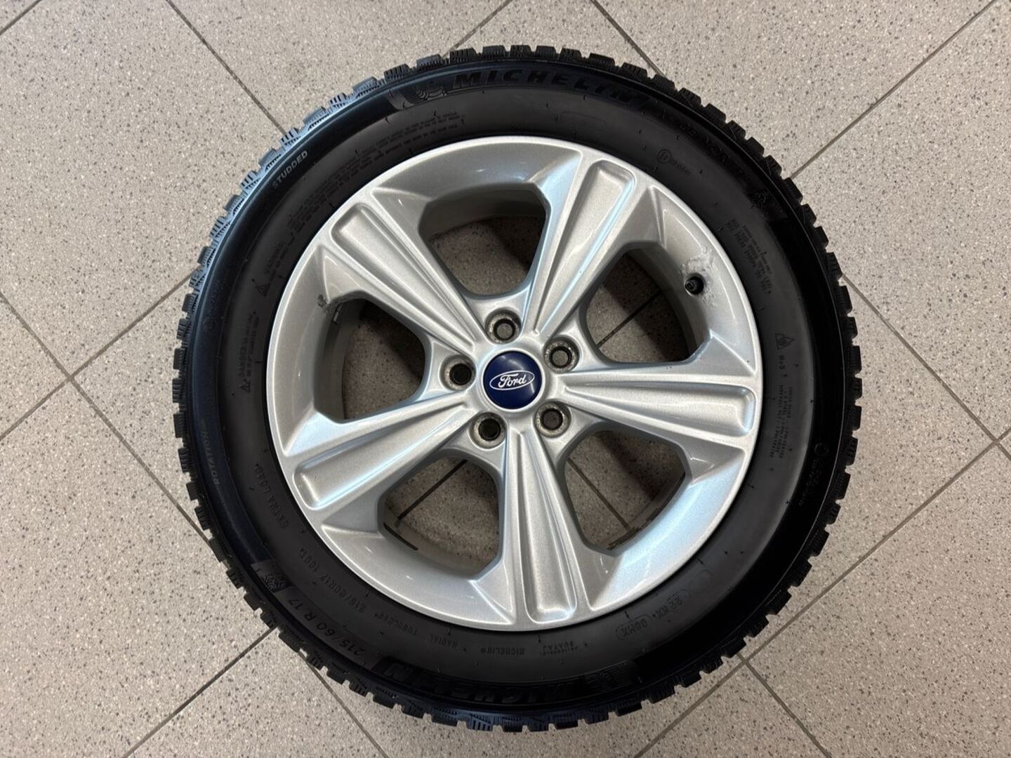 FORD Kuga 15
