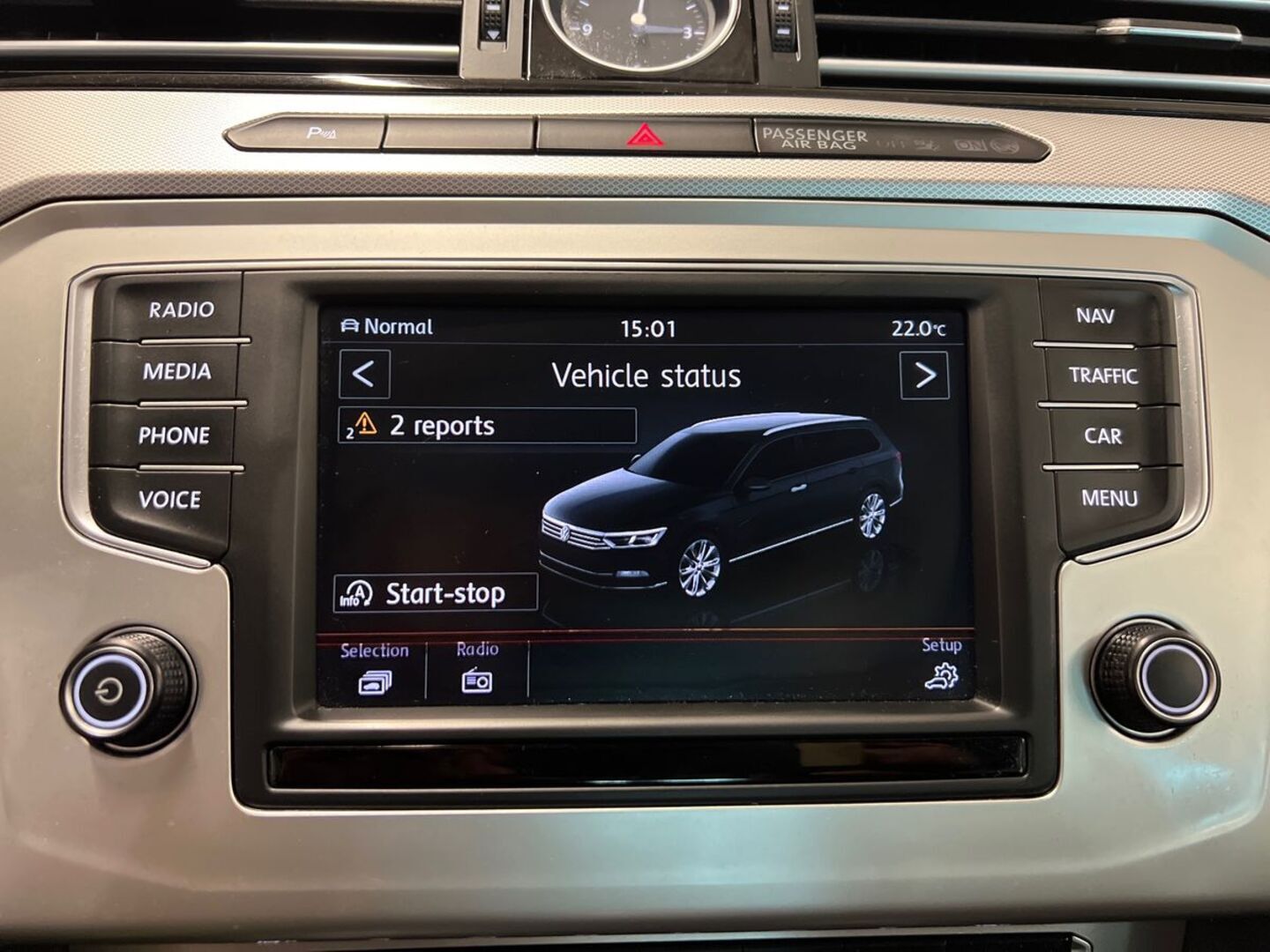 VOLKSWAGEN Passat 19