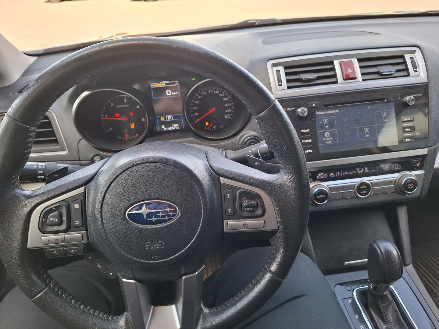 SUBARU Outback 2016
