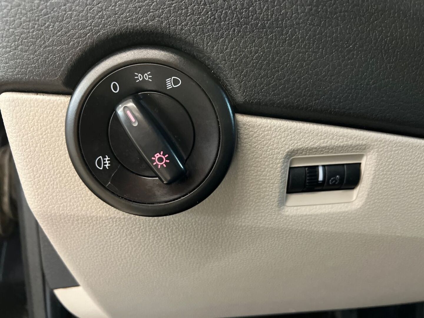 VOLKSWAGEN Transporter 2017