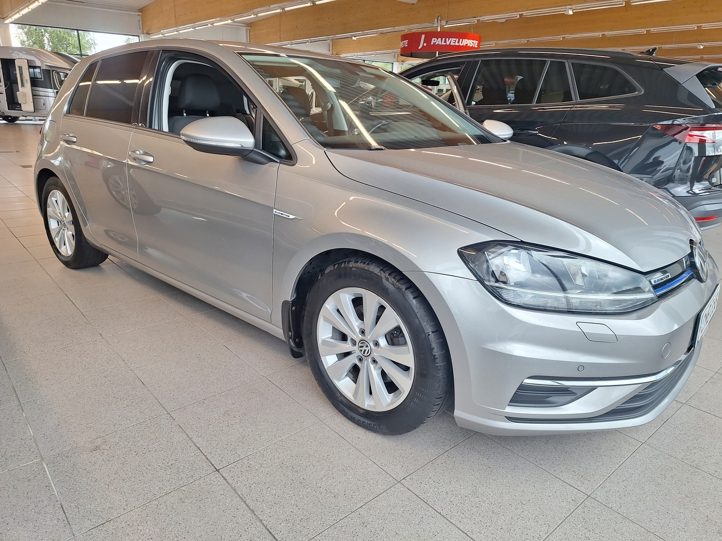 VOLKSWAGEN Golf 2019