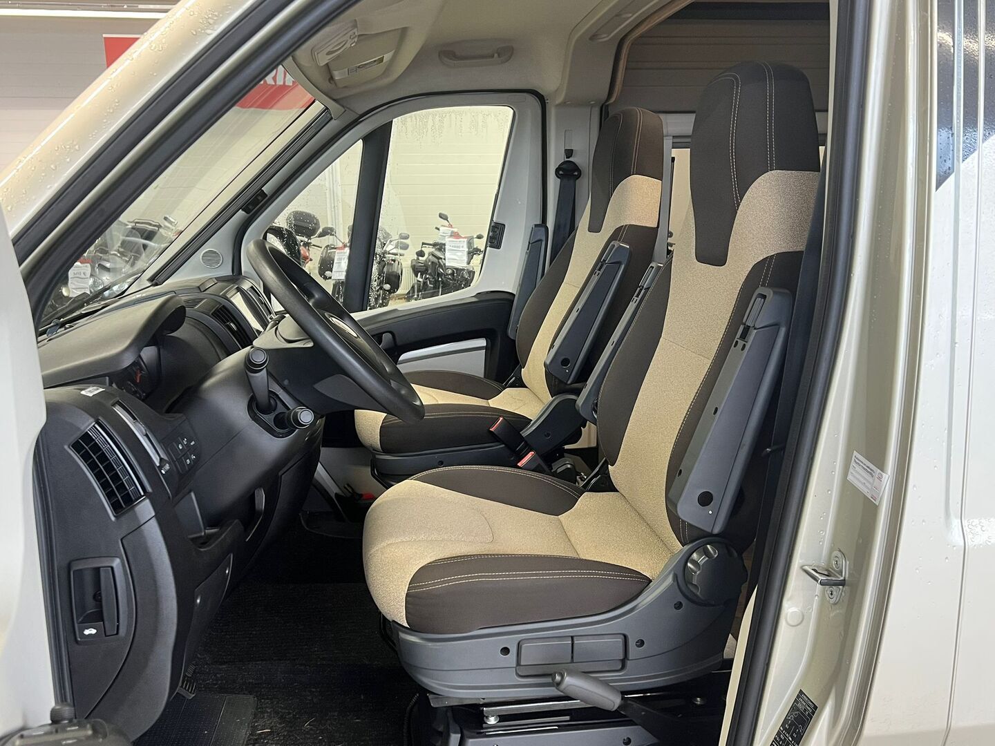 PÖSSL Roadcar VAN R 640 2019