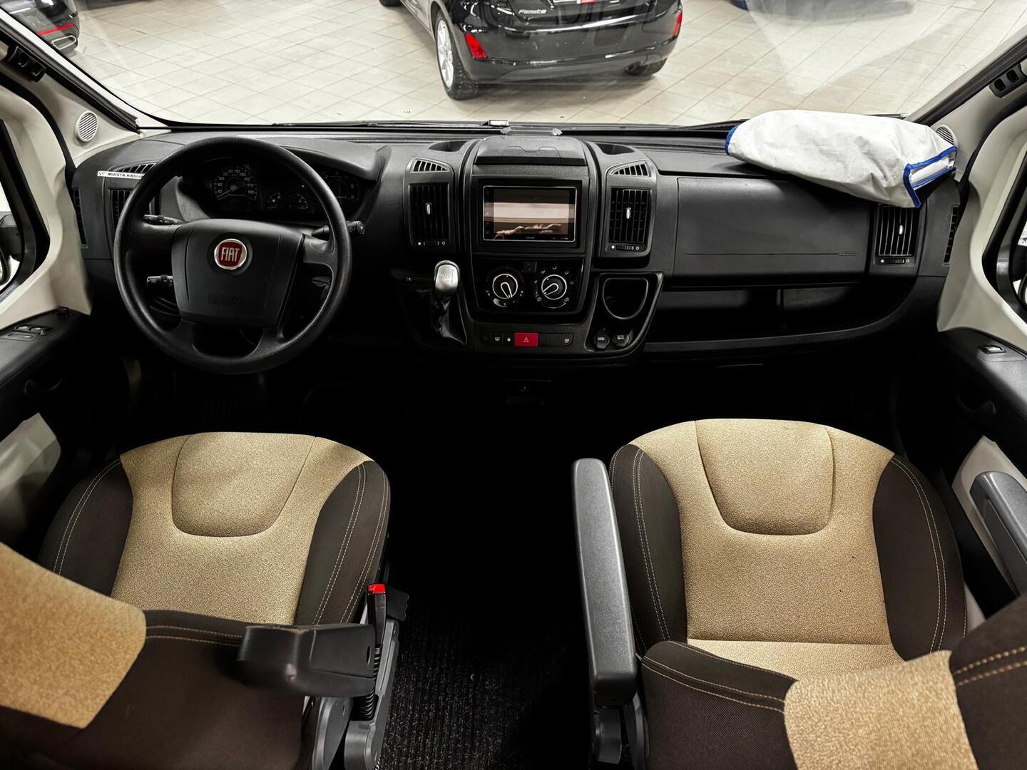 PÖSSL Roadcar VAN R 640 2019