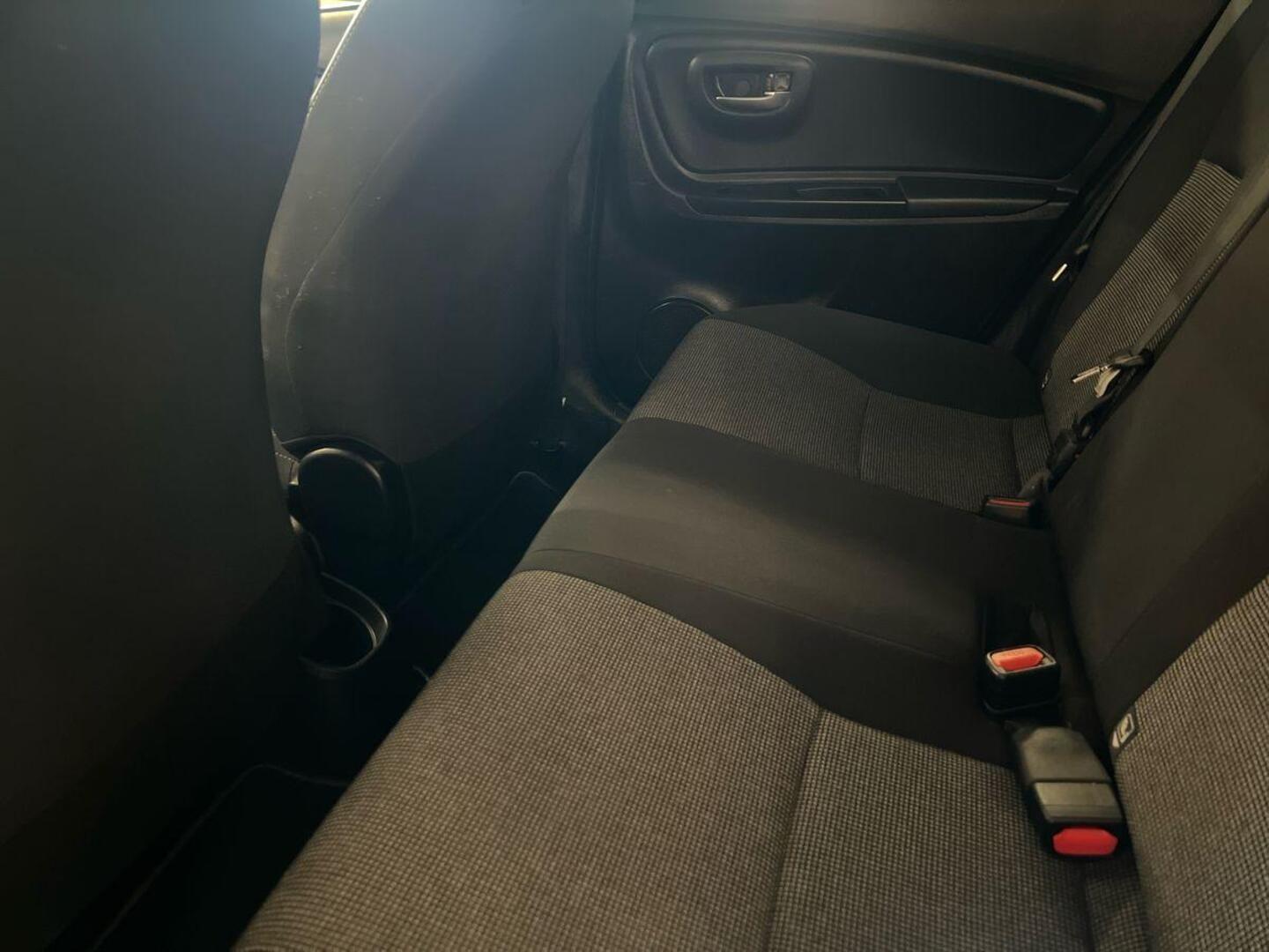 TOYOTA Yaris 2019