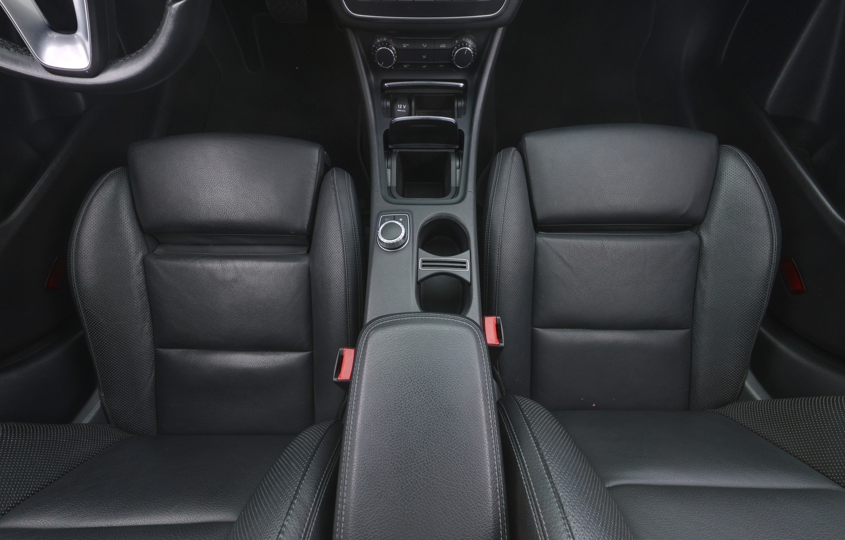 MERCEDES-BENZ CLA 2017