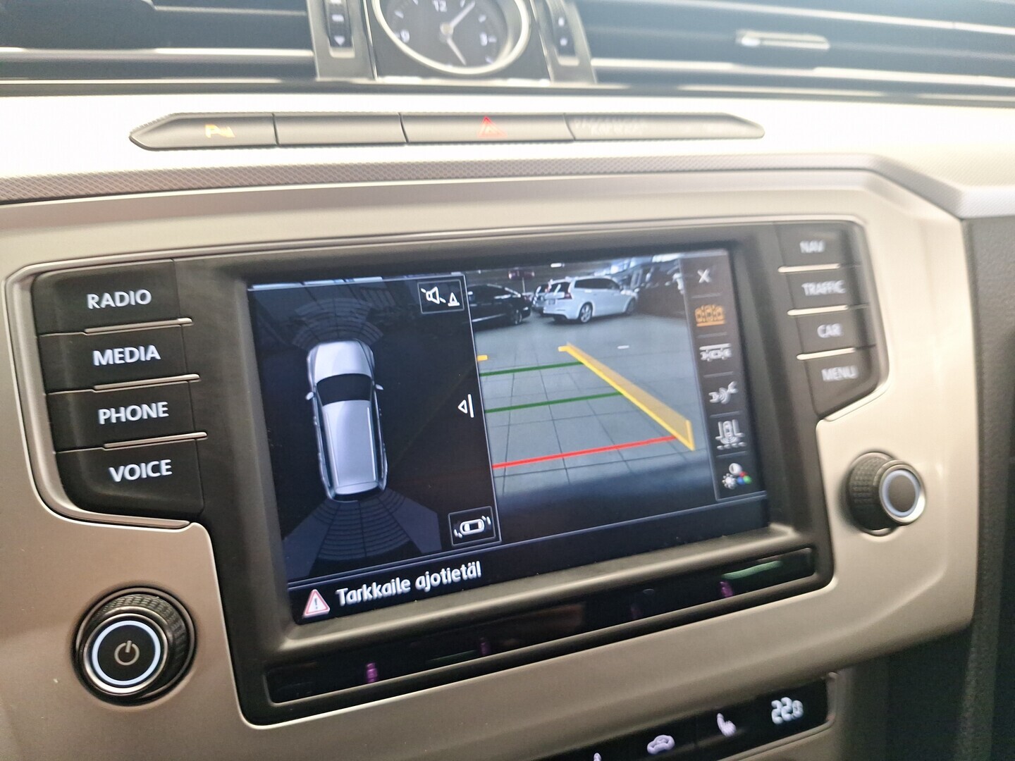 VOLKSWAGEN Passat 2016