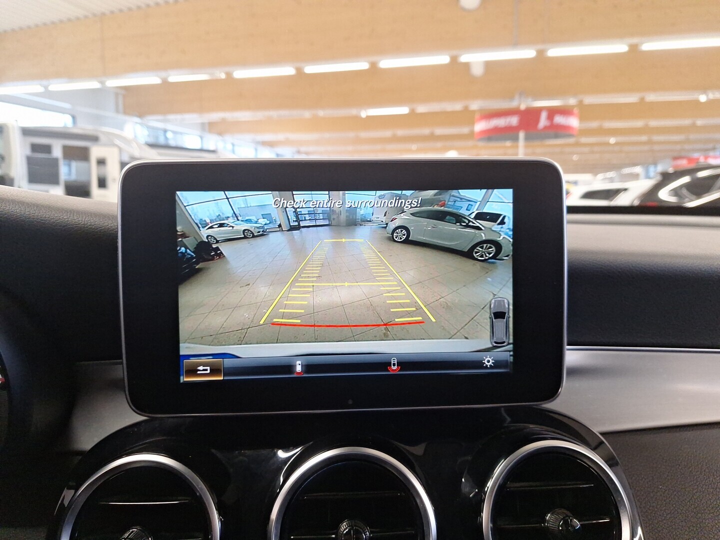 MERCEDES-BENZ GLC 2016