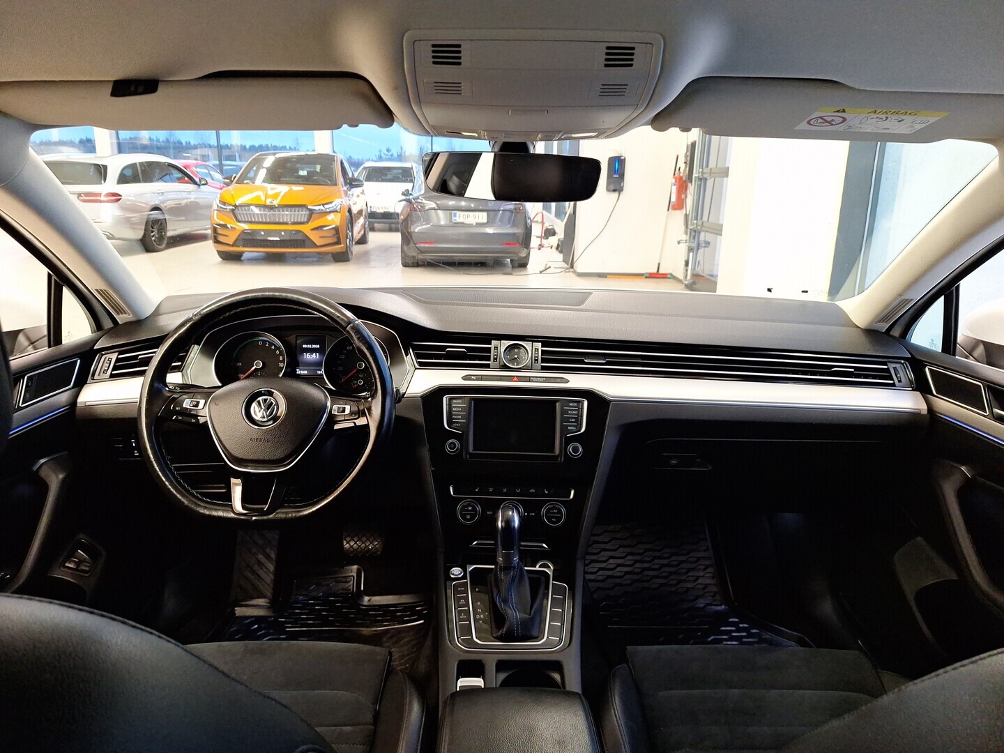 VOLKSWAGEN Passat 2016