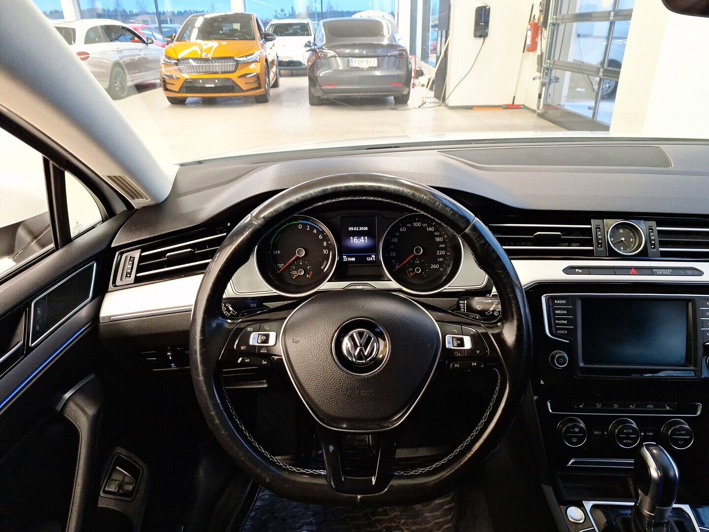 VOLKSWAGEN Passat 2016