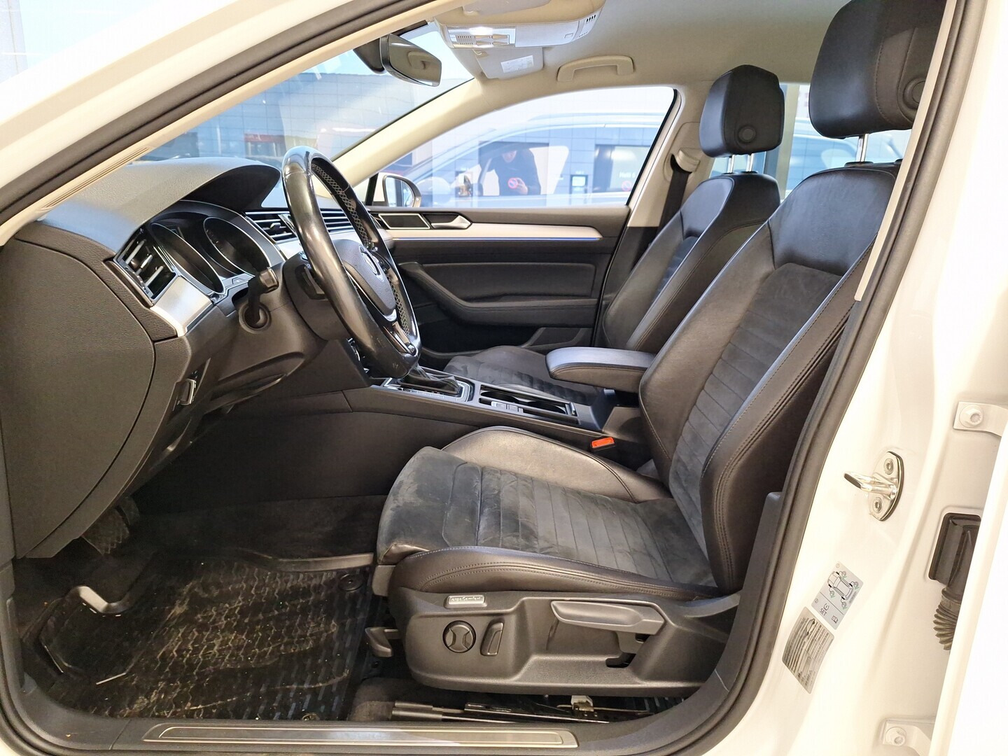 VOLKSWAGEN Passat 2016