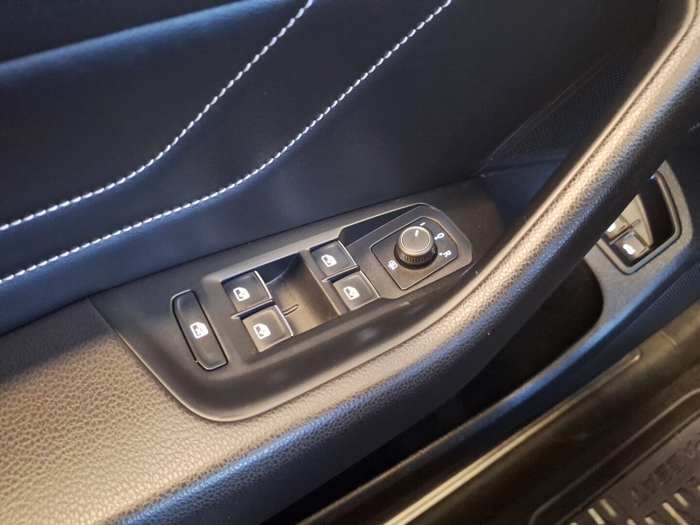 VOLKSWAGEN Passat 2020