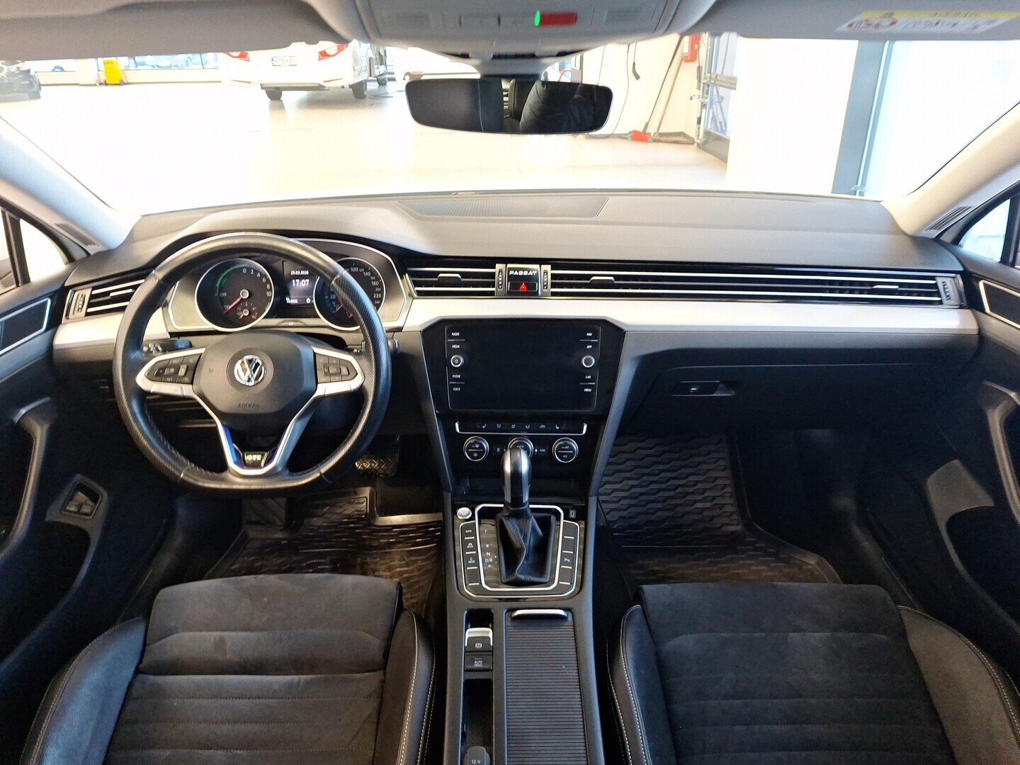 VOLKSWAGEN Passat 2020
