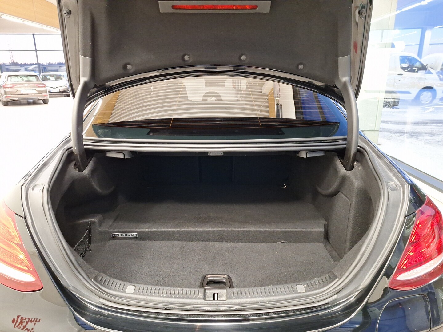 MERCEDES-BENZ E 2018