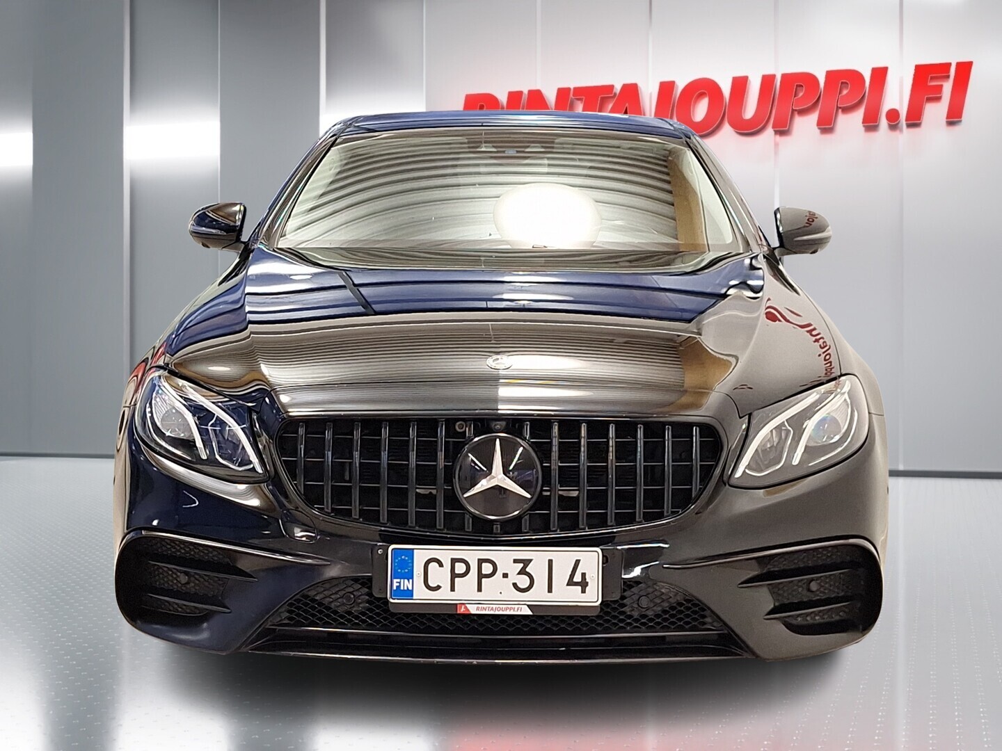 MERCEDES-BENZ E 2018