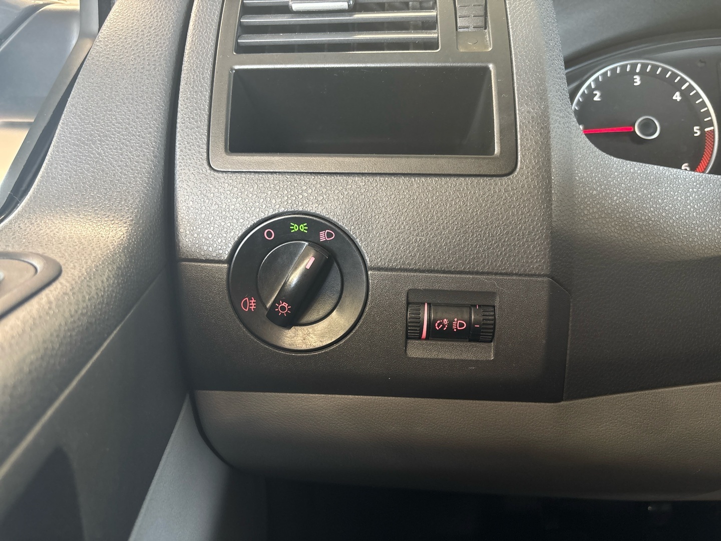 VOLKSWAGEN Transporter 2010
