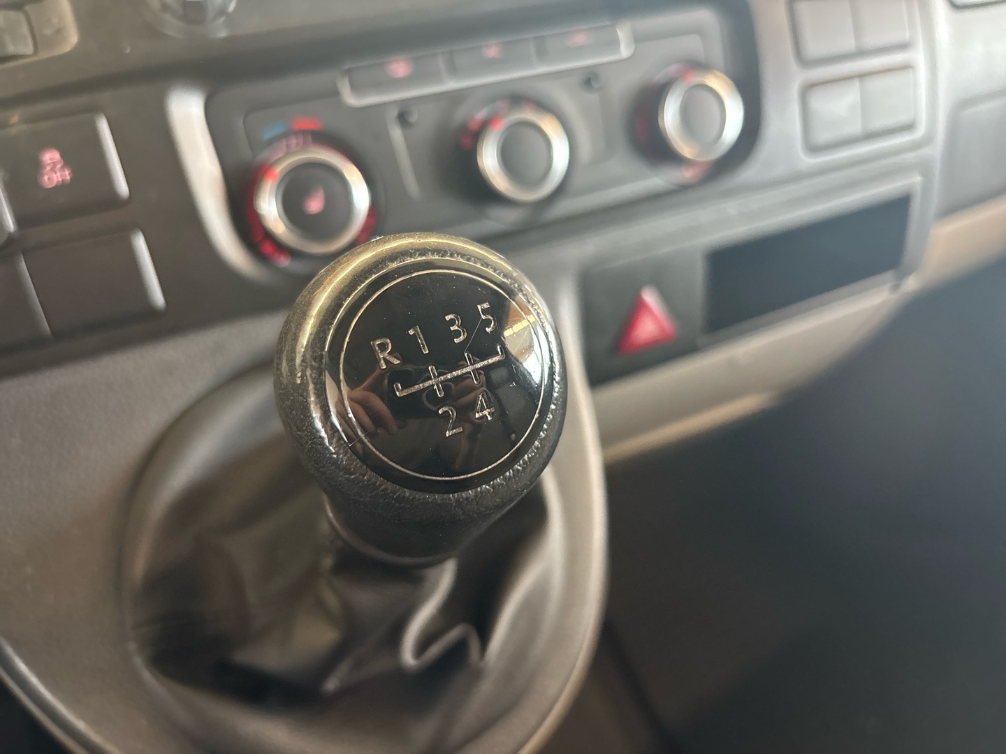 VOLKSWAGEN Transporter 2010