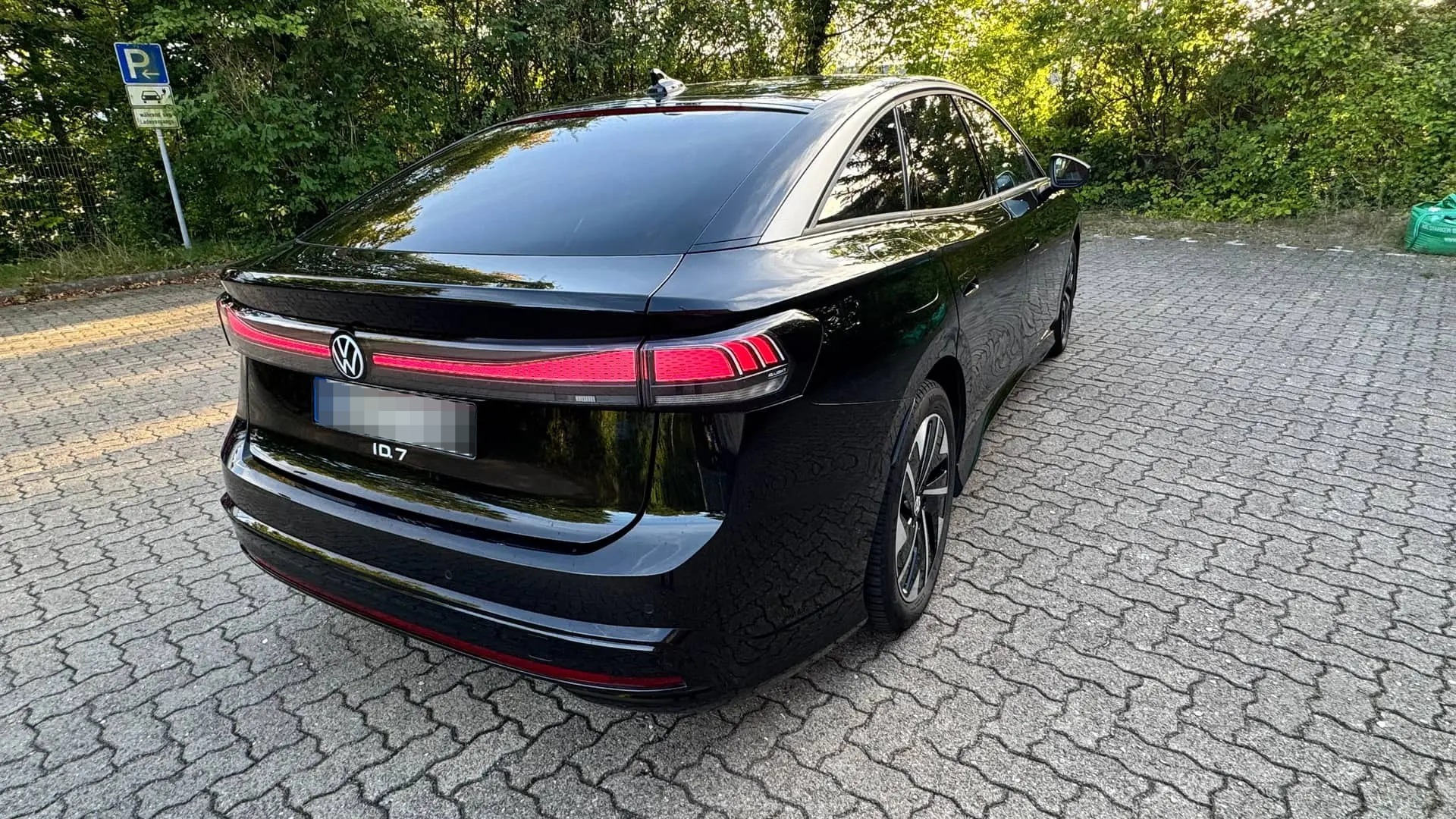 VOLKSWAGEN ID.7 2024