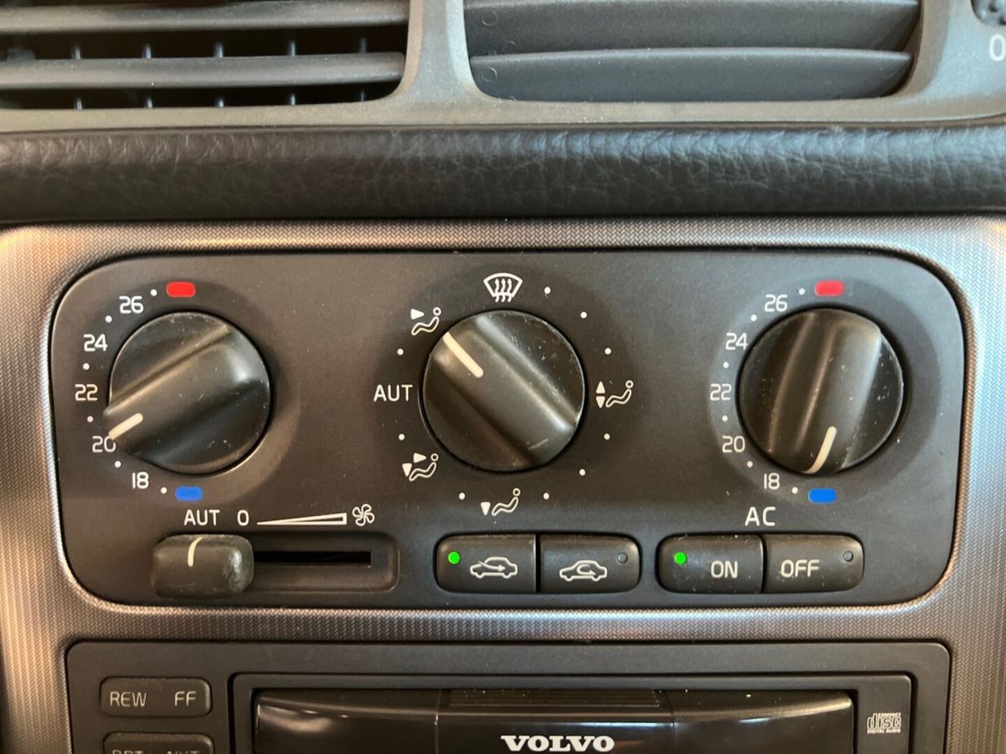 VOLVO C70 1999