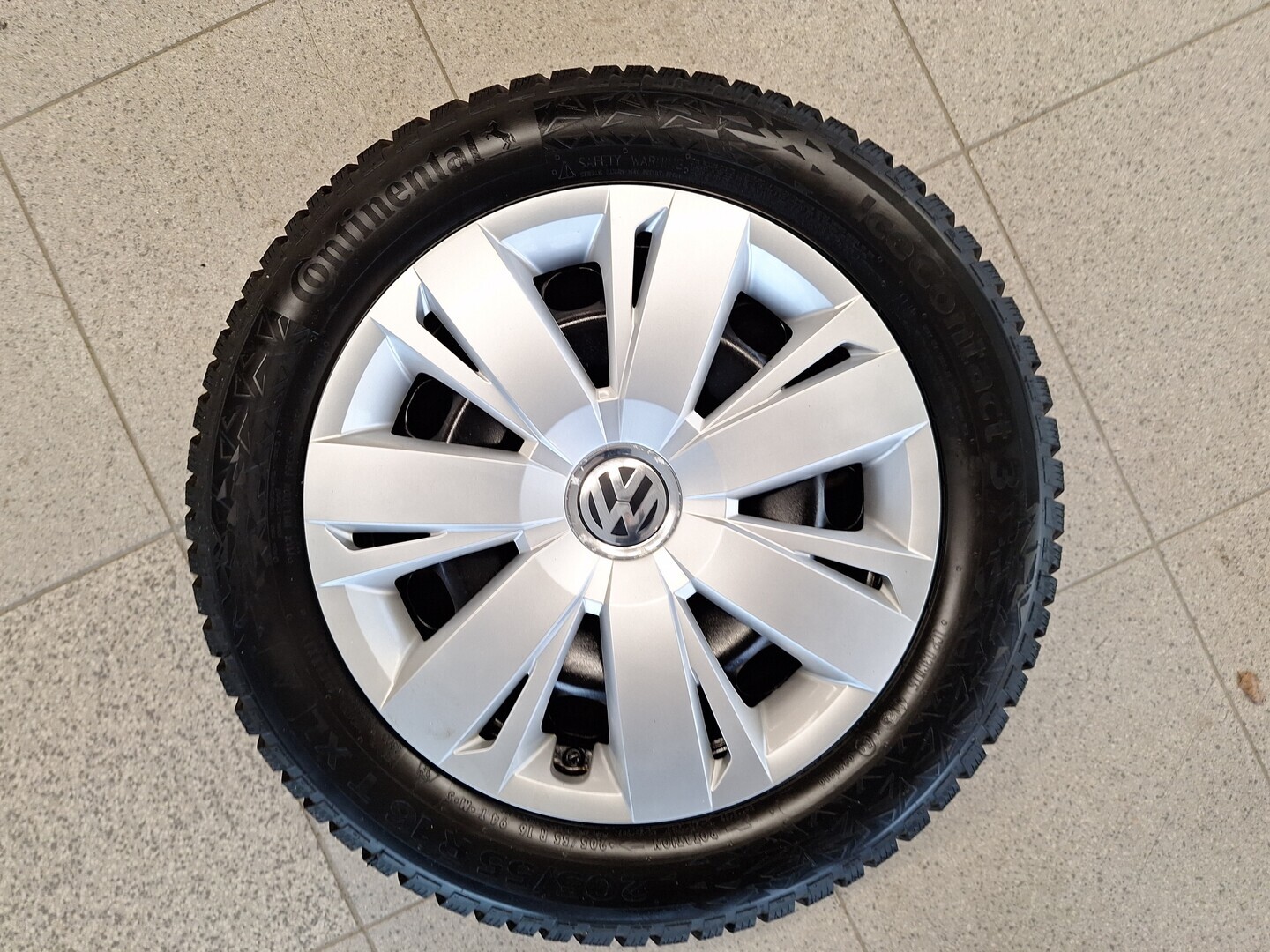 VOLKSWAGEN Jetta 2012