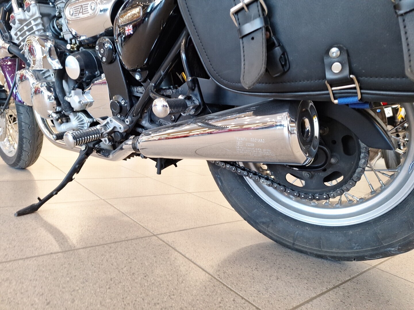 TRIUMPH Adventure 1998