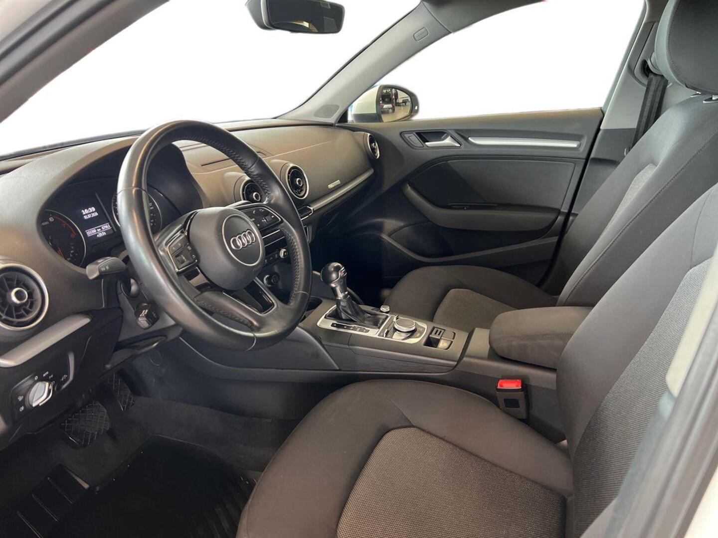 AUDI A3 2017