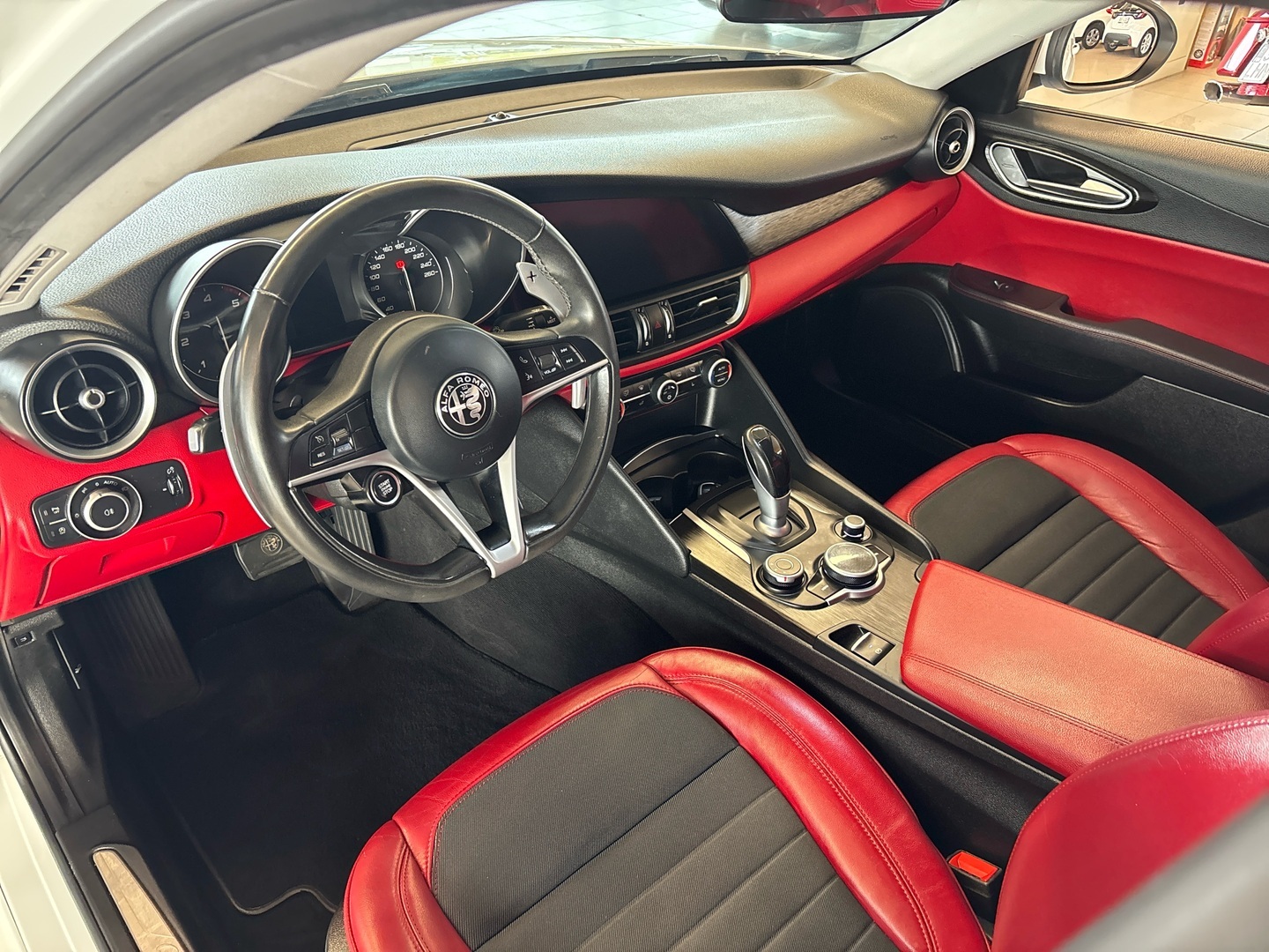 ALFA ROMEO Giulia 2017