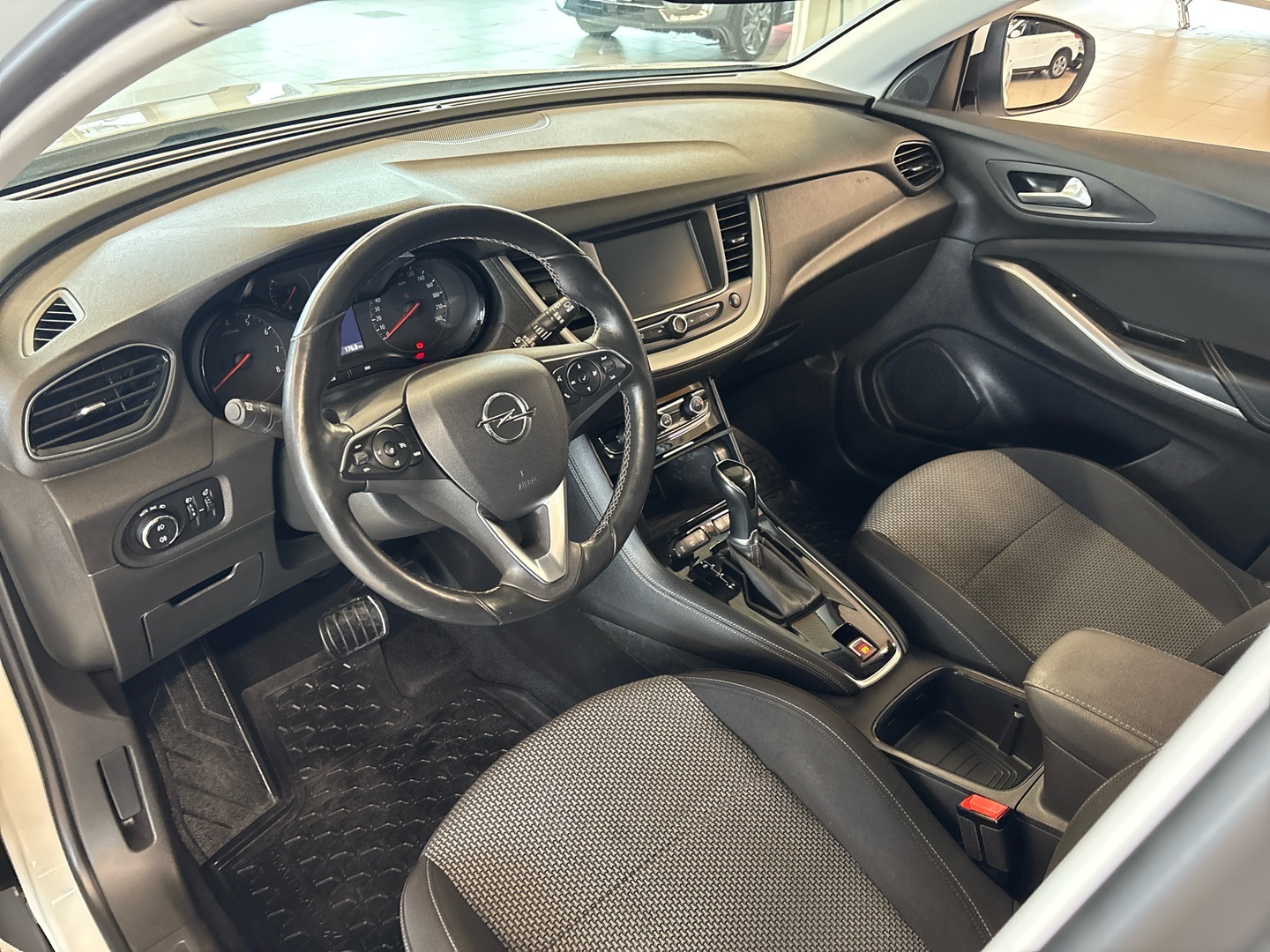 OPEL Grandland X 2018