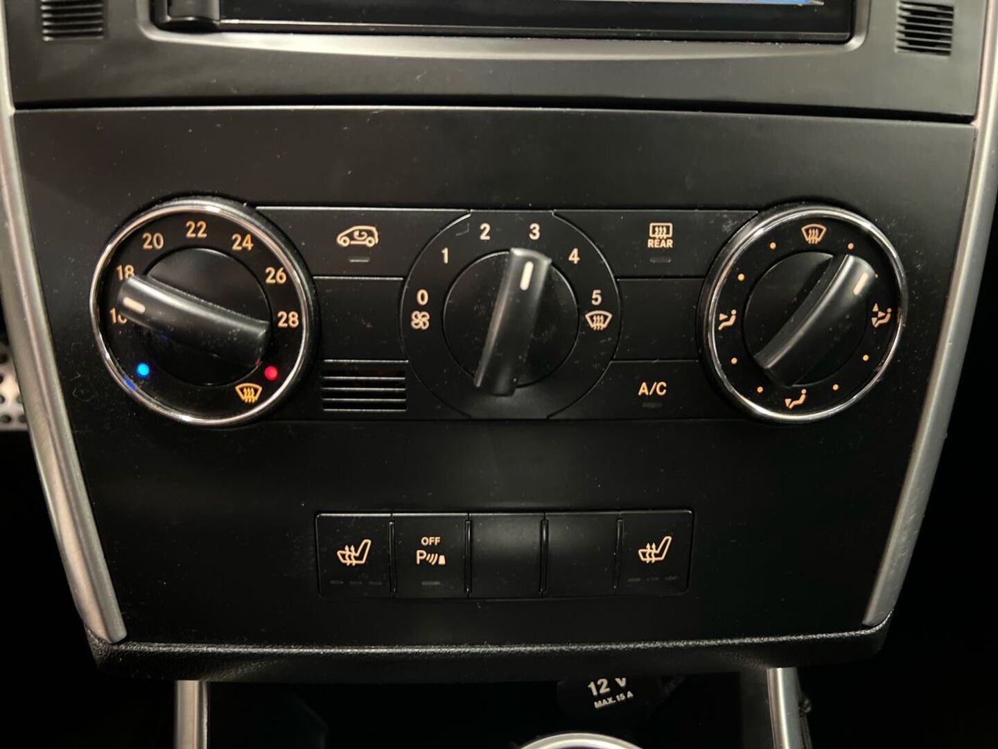 MERCEDES-BENZ B 2011