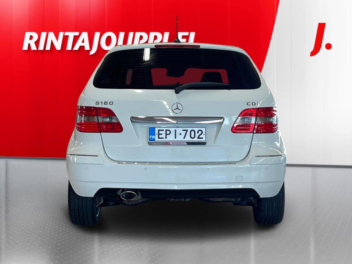 MERCEDES-BENZ B 2011