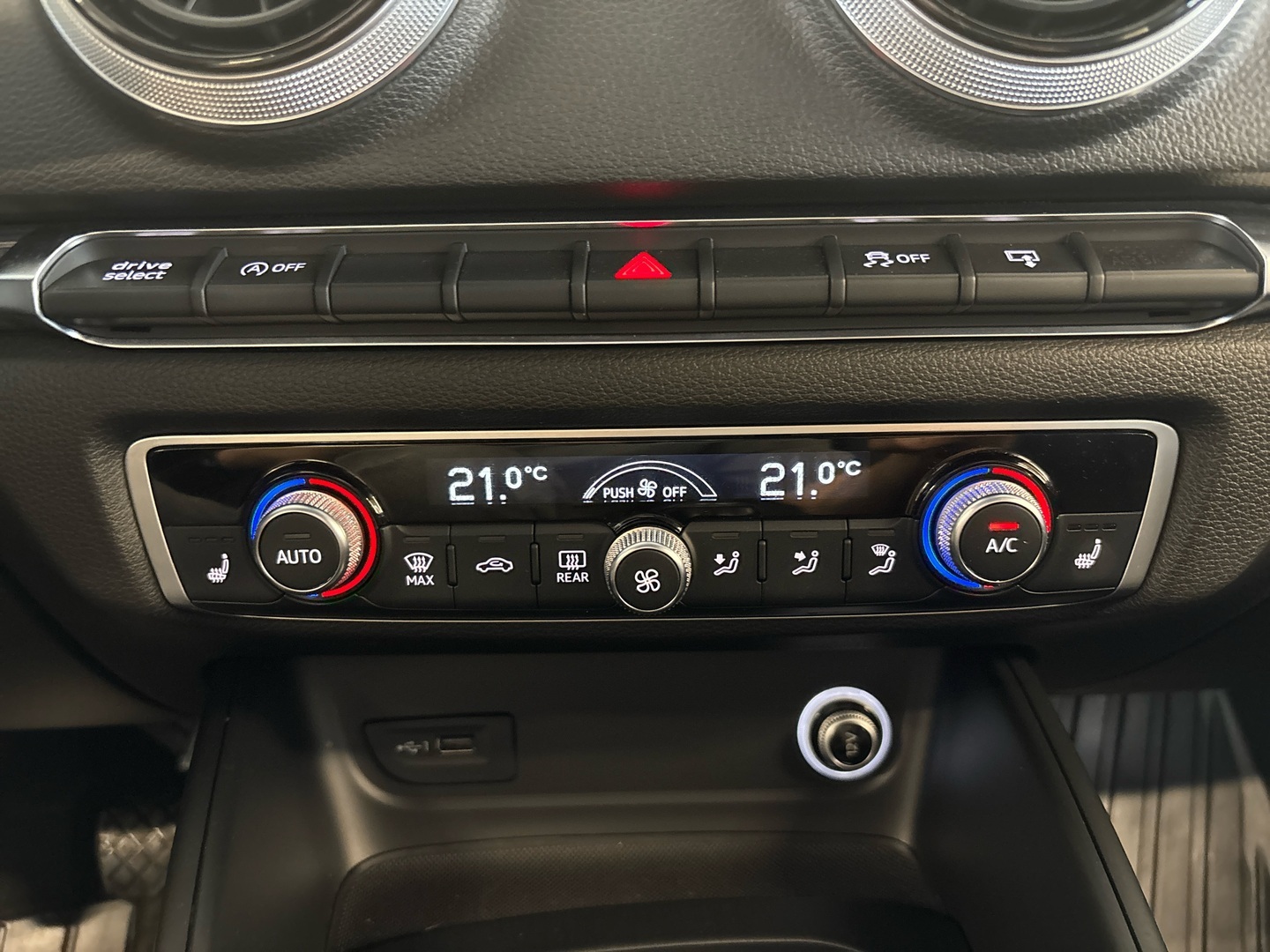 AUDI A3 2017