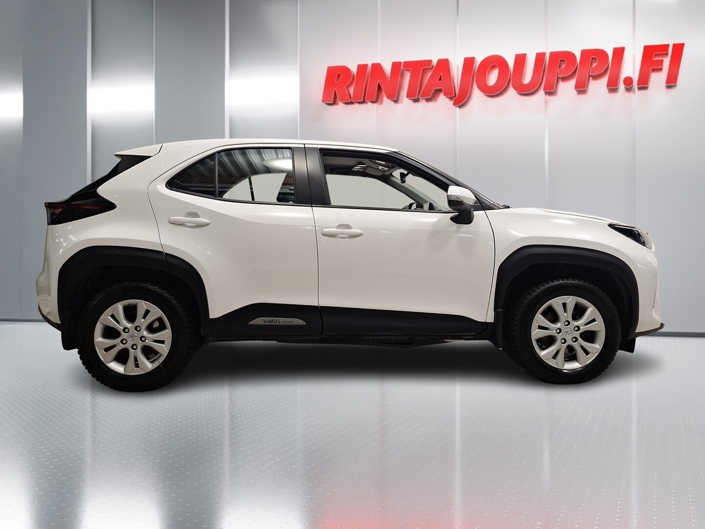 TOYOTA Yaris Cross 2022