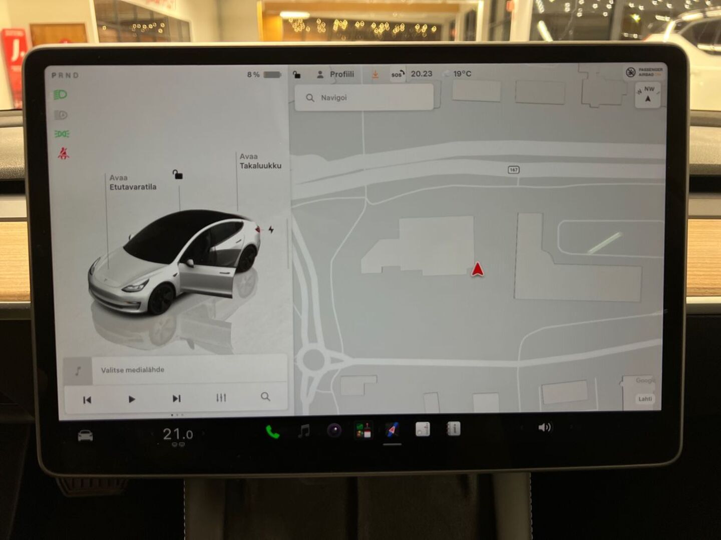 TESLA Model 3 2023