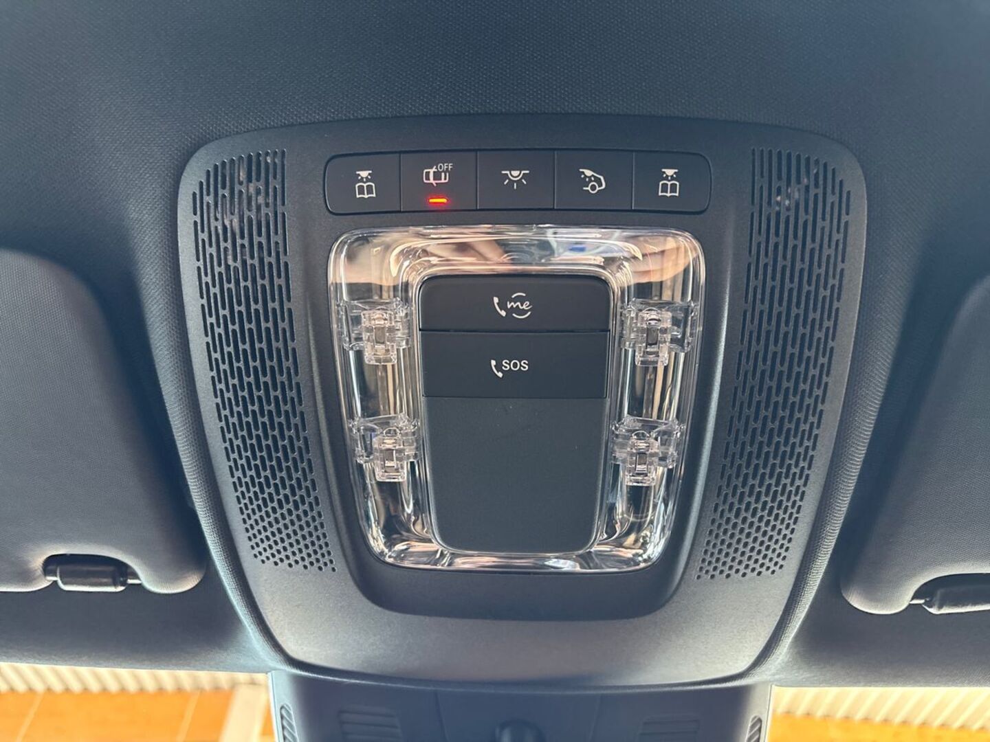 MERCEDES-BENZ A 2020