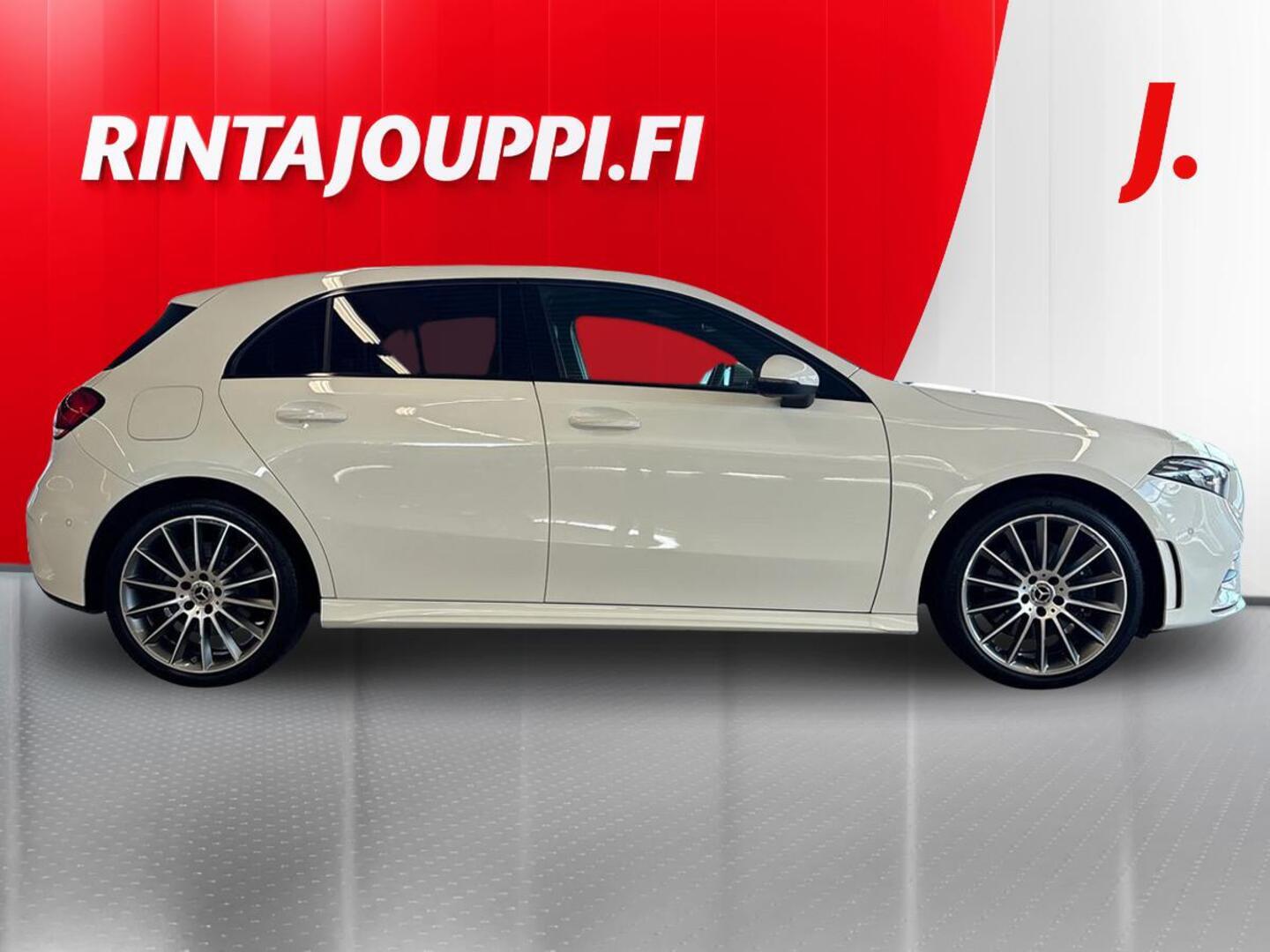 MERCEDES-BENZ A 2020