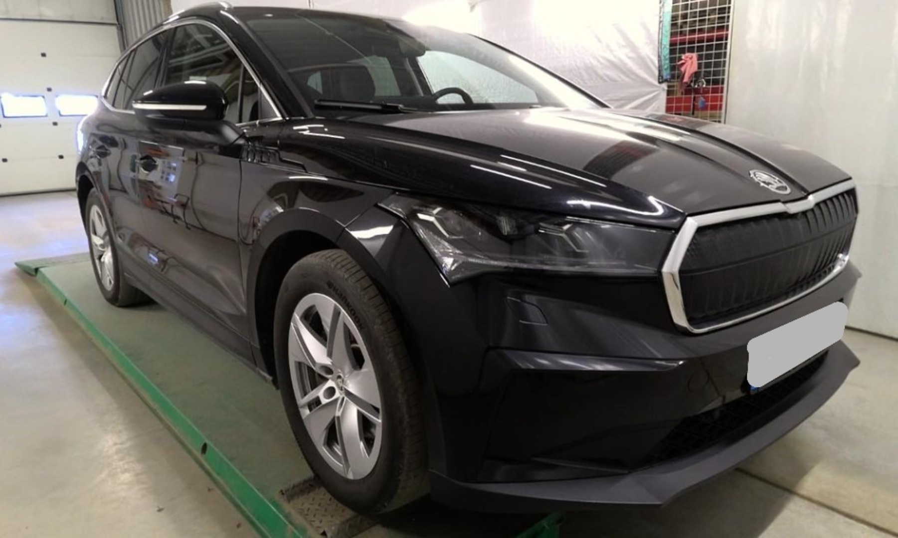 SKODA Enyaq 2023
