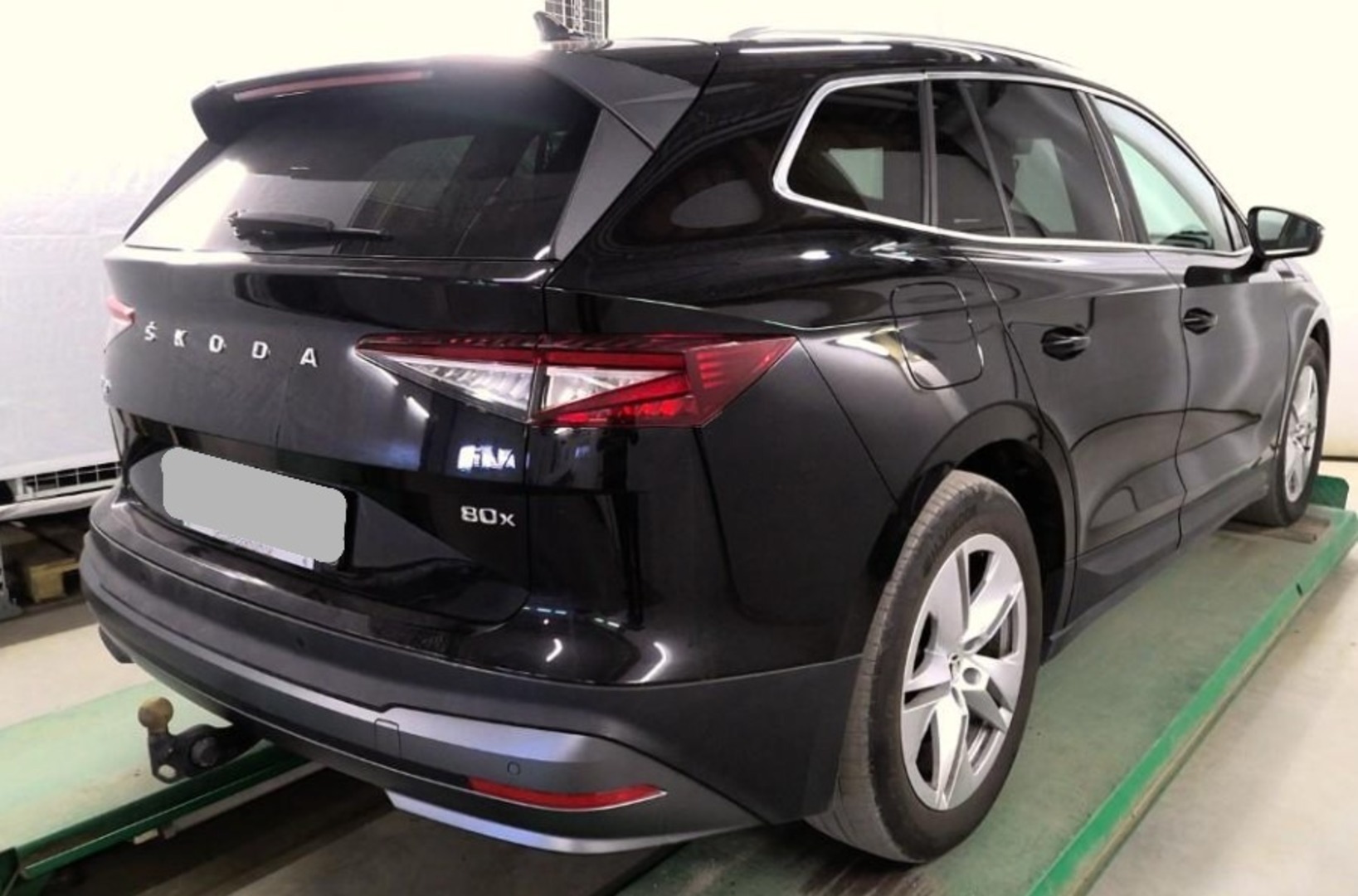 SKODA Enyaq 2023