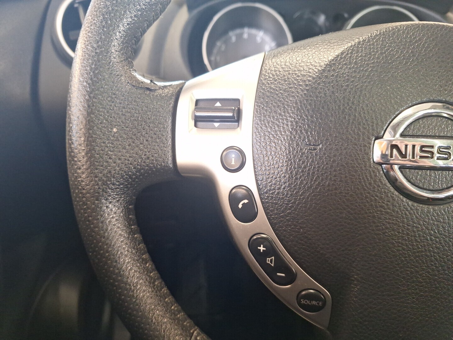 NISSAN Qashqai 2009