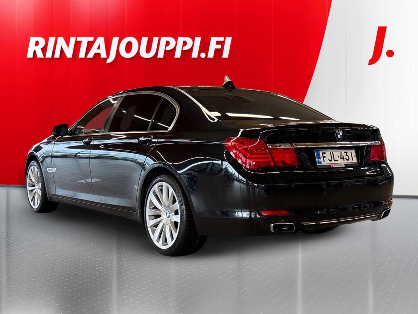 BMW 750 2009